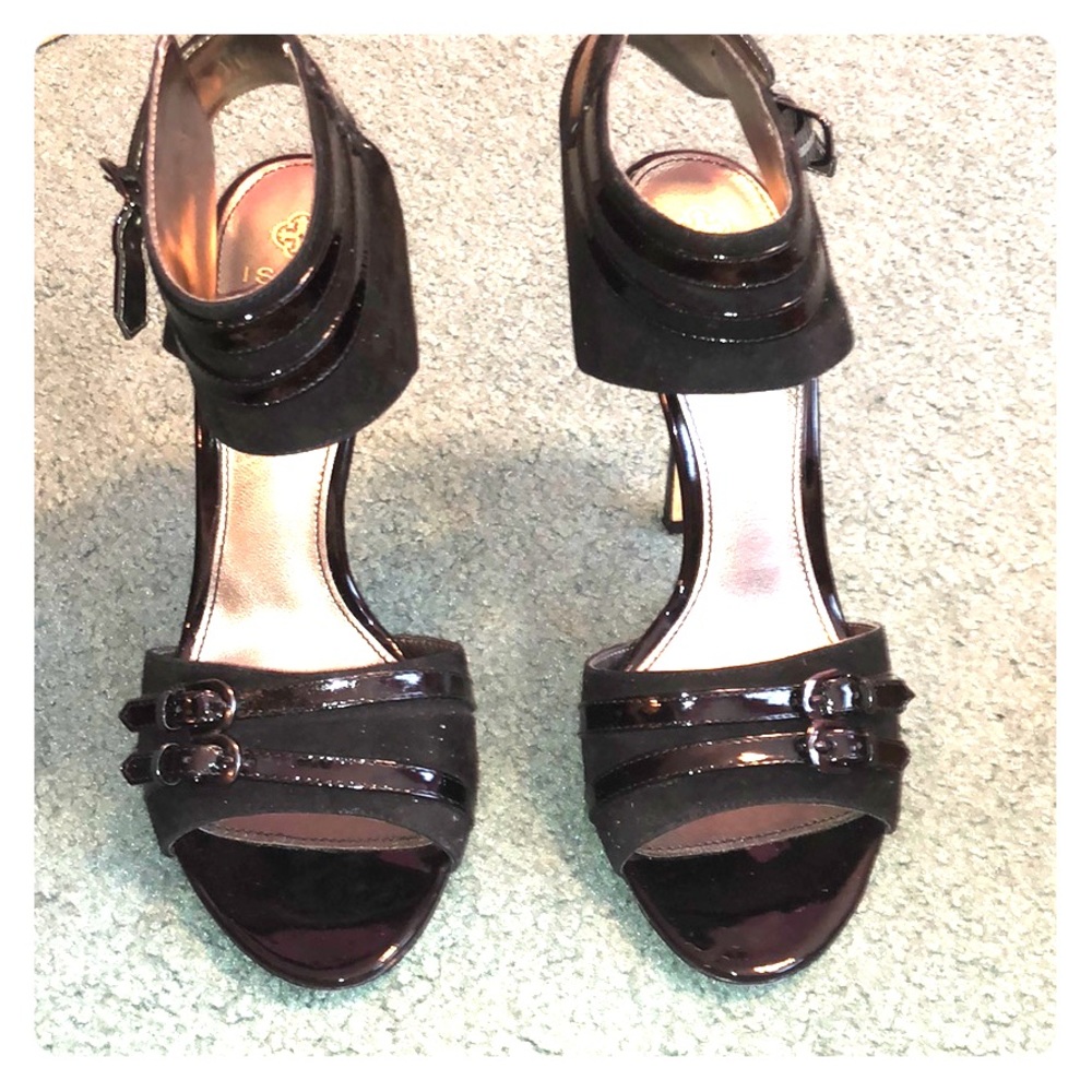 Isolá Black heels